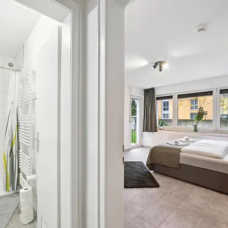 Apartment 1 Zi. Wohnung, 34m², Parken, Messe Dus *